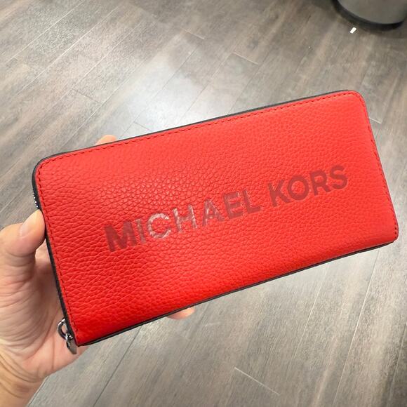 Michael Kors Cooper Tech Zip Around Continental Wallet - Picture 4 of 8